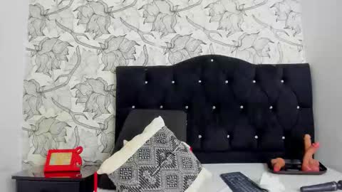   online show from 01.15.26