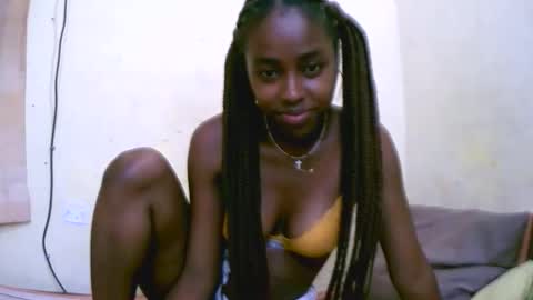 Snapshot of keisha759446 chatting on 11.04.25 keisha759446 online show from 11.04.25