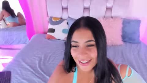 Snapshot of keisy_2 chatting on 11.08.25 Keisy online show from 11.08.25