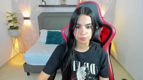 K E I T H Y online show from 03.12.25