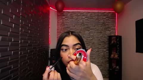  K E I Z Y  online show from 03.18.26