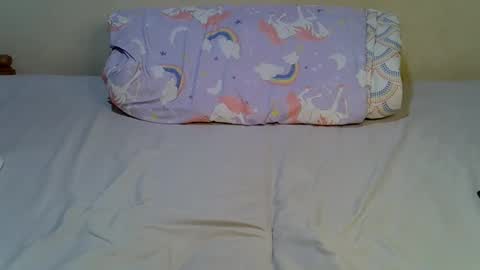 Snapshot of keleni1 chatting on 12.13.25 keleni1 online show from 12.13.25