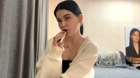 Bella online show from 04.14.26