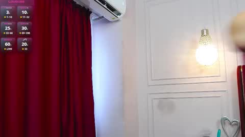 Kelly online show from 11.23.25