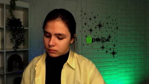 kelly_may1 online show from 11.09.25