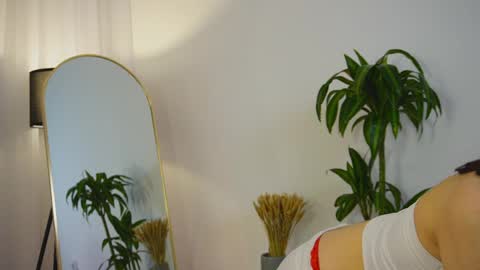 Snapshot of kellyisclose chatting on 03.09.25 Kelly online show from 03.09.25