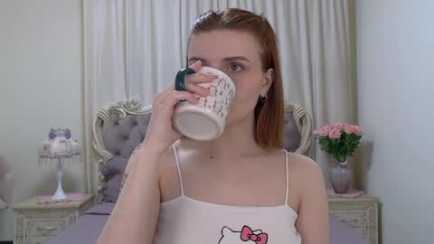 Kelly Stoneys online show from 03.17.26