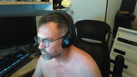 Snapshot of kelvin06133 chatting on 07.12.26 kelvin06133 online show from 07.12.26