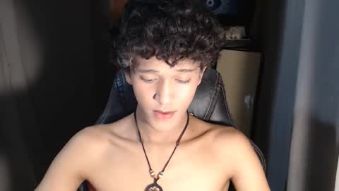 Snapshot of ken_bigcockxx chatting on 10.09.25 Ken online show from 10.09.25