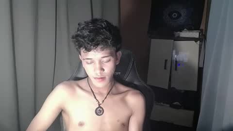 Snapshot of ken_bigcockxx chatting on 10.21.25 Ken online show from 10.21.25