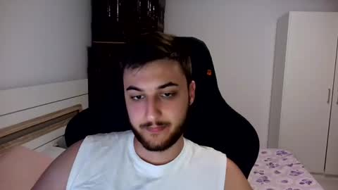Snapshot of kenan_10 chatting on 06.28.26 kenan online show from 06.28.26
