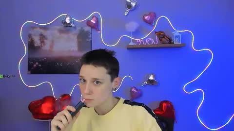 Snapshot of kendal_blow chatting on 02.17.26 Sweet Kendal online show from 02.17.26