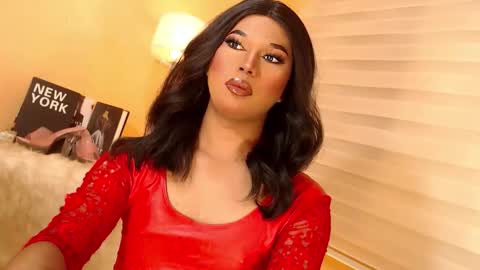 Ebony online show from 12.04.25