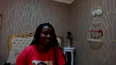 Snapshot of kendalbrowns chatting on 02.01.25 kenda online show from 02.01.25