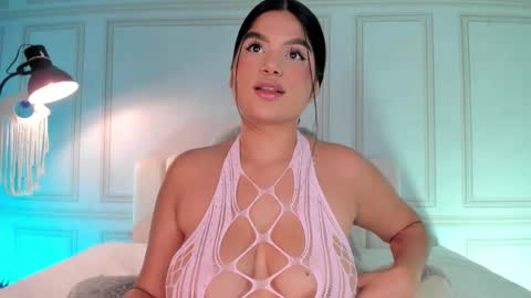   online show from 11.03.25