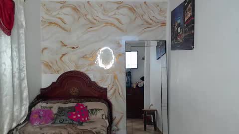 kendall  online show from 03.05.25