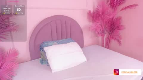 kendallbleer online show from 10.30.25