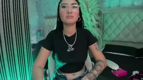 Snapshot of kendallmeyers chatting on 07.16.26 Kendall Meyers online show from 07.16.26