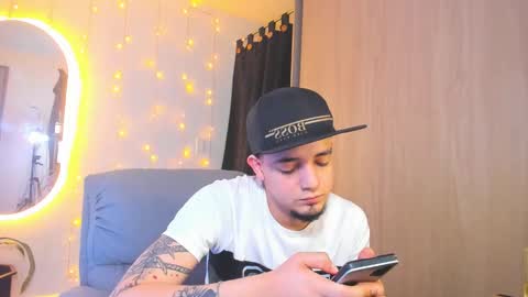 kendel_dimitri online show from 12.20.24