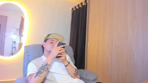 kendel_dimitri online show from 01.20.25