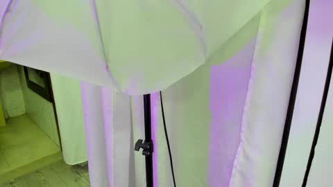 Kendra London online show from 03.09.26