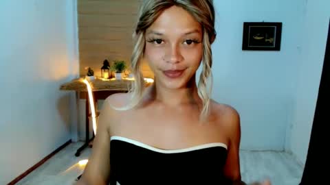 kendra_lunaxx online show from 05.20.26