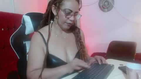 Snapshot of kendra_lust_69 chatting on 05.13.26 kendra_lust_69 online show from 05.13.26