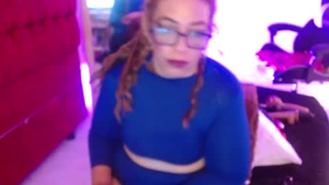 Snapshot of kendra_lust_69 chatting on 05.19.26 kendra_lust_69 online show from 05.19.26