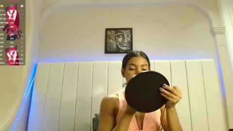 kendra_lux1 online show from 11.24.25