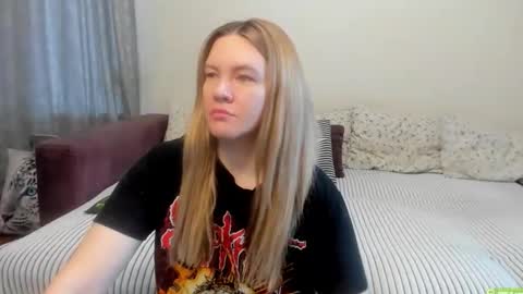 Snapshot of kendra_xx_ chatting on 06.08.26 Kendra online show from 06.08.26