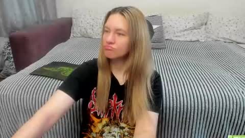 Snapshot of kendra_xx_ chatting on 06.12.26 Kendra online show from 06.12.26