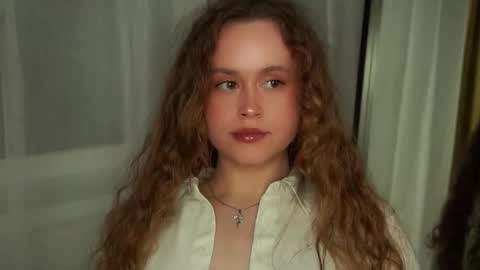 Kira online show from 09.28.25