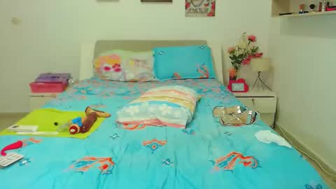 kendralove online show from 12.17.24