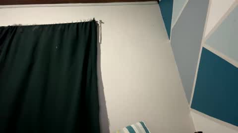 Snapshot of kenerkener chatting on 12.31.24 kenerkener online show from 12.31.24