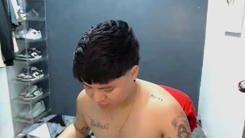 Snapshot of kenhotline911 chatting on 12.21.24 ken online show from 12.21.24