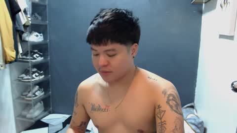 Snapshot of kenhotline911 chatting on 12.27.24 ken online show from 12.27.24