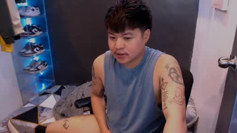 Snapshot of kenhotline911 chatting on 01.19.25 ken online show from 01.19.25