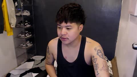 Snapshot of kenhotline911 chatting on 02.02.25 ken online show from 02.02.25