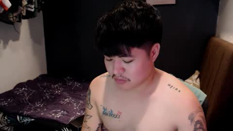 Snapshot of kenhotline911 chatting on 11.12.25 ken online show from 11.12.25