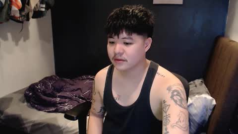 Snapshot of kenhotline911 chatting on 11.18.25 ken online show from 11.18.25