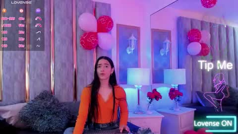 keniavelvet  online show from 02.25.26