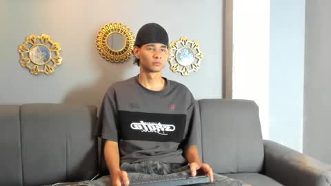 KENIX online show from 10.14.25