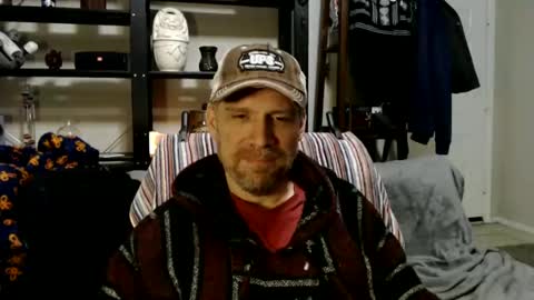 Snapshot of kenkuddles chatting on 01.20.25 Ken Kuddles online show from 01.20.25