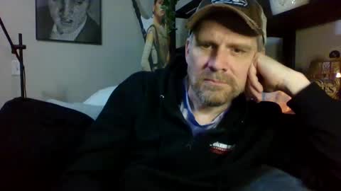 Snapshot of kenkuddles chatting on 01.23.25 Ken Kuddles online show from 01.23.25