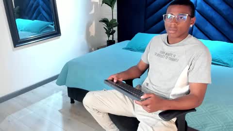 Kenny Thompson online show from 02.21.26