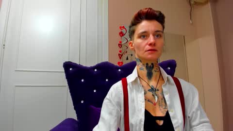 Snapshot of kennyandsellena chatting on 11.26.25 Sellena and Kenny online show from 11.26.25