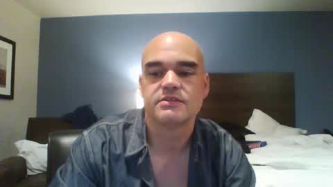 Snapshot of kennywantscreampie chatting on 10.21.25 kennywantscreampie online show from 10.21.25
