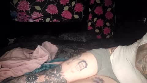 kenton1989183818 online show from 04.15.26