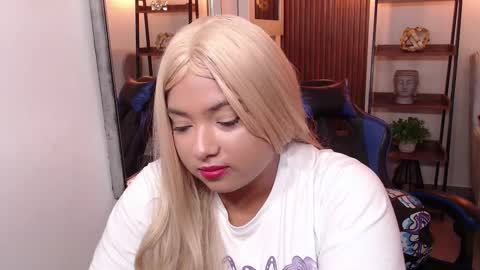 Kenya Buhle online show from 12.20.25