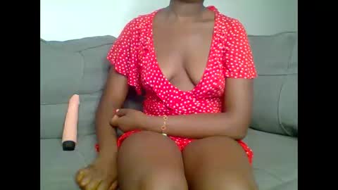 Snapshot of kenyan_lioness chatting on 02.17.26 kinky perv online show from 02.17.26